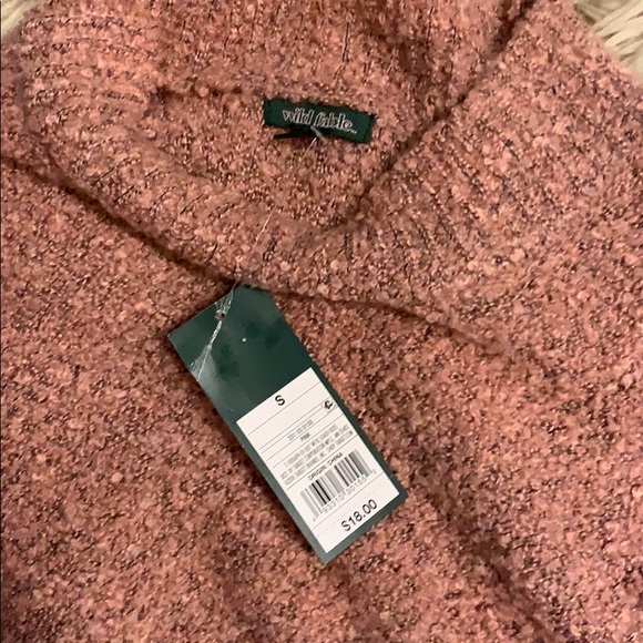 Cropped sweater NWT - Picture 4 of 5